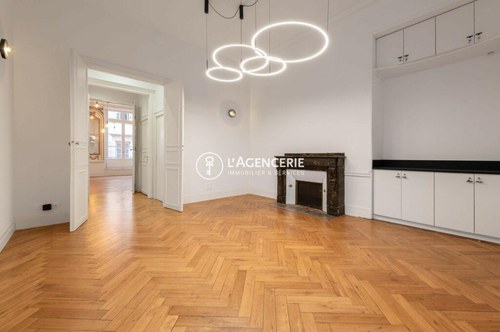Centre-ville appartement bourgeois T6